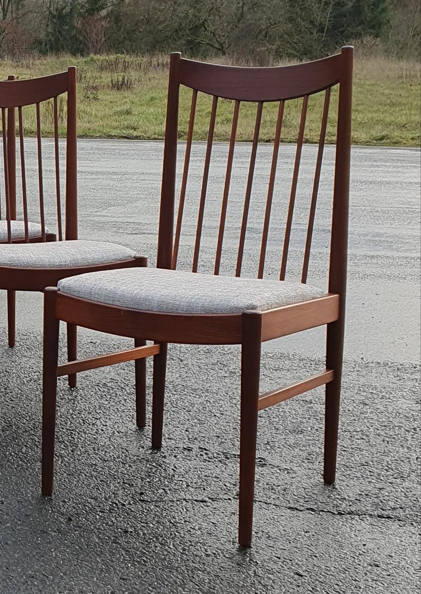 Set of 6 chairs by Arne VODDER 