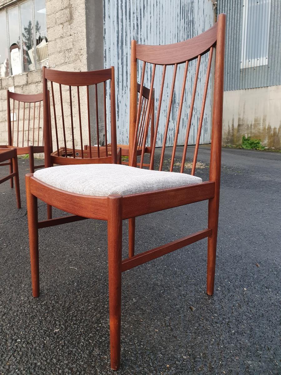 Set of 6 chairs by Arne VODDER 